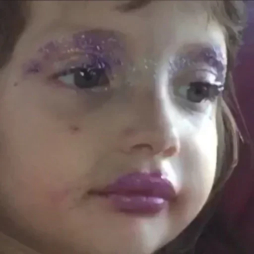 eyelash eyelash toiletry human face