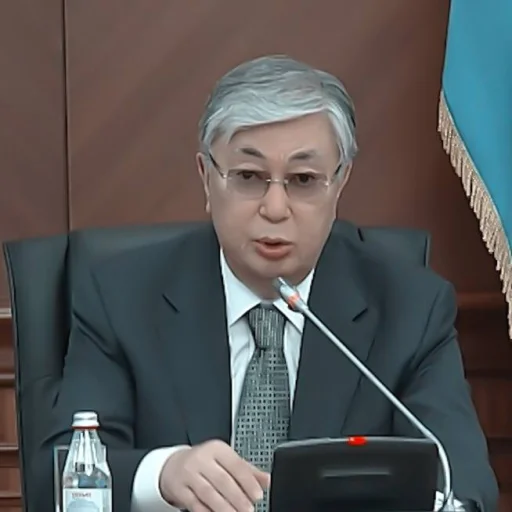 человеческое лицо человеческое лицо галстук Человек
