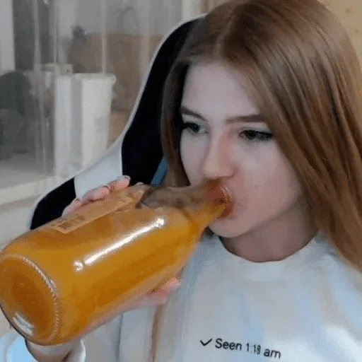 Человек человеческое лицо пить